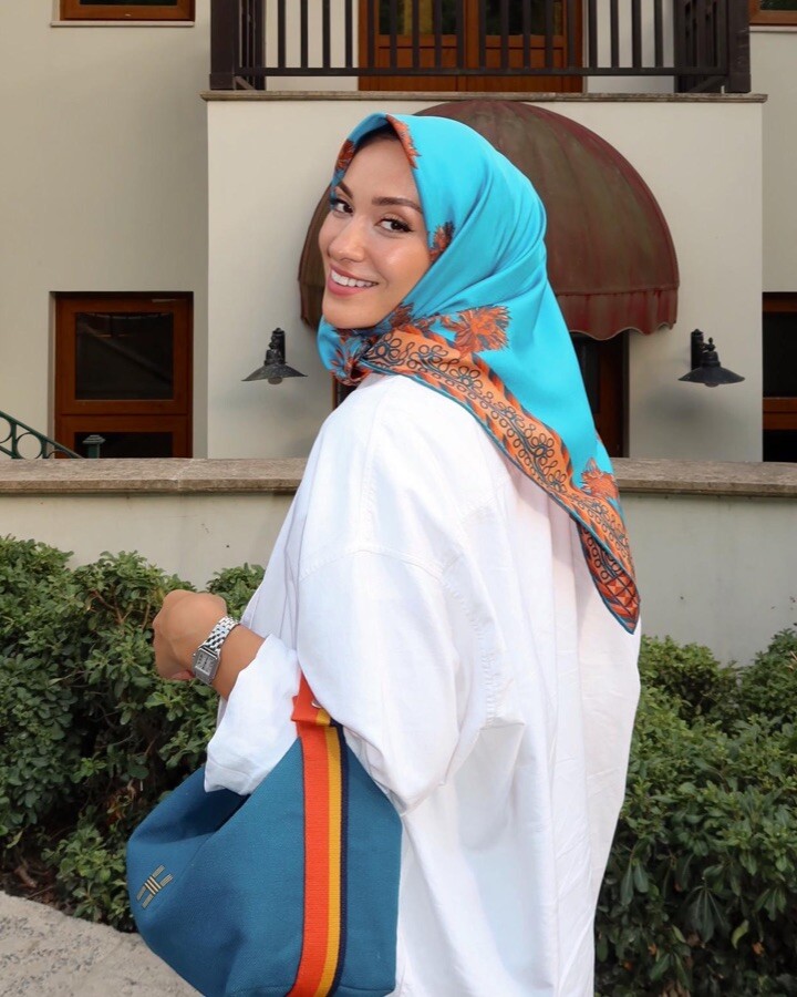 Şakayık Turkuaz Tivil İpek Eşarp 90x90 - Imannoor