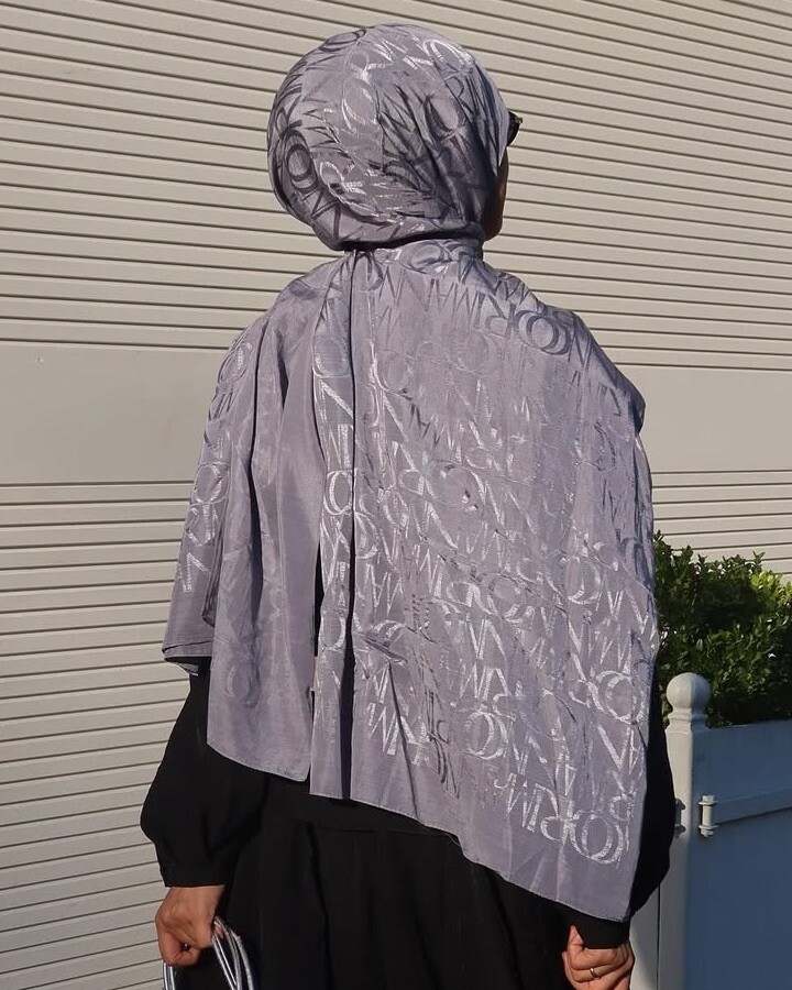 Sarma Noor Antrasit Tivil İpek Eşarp 90x90 - Imannoor