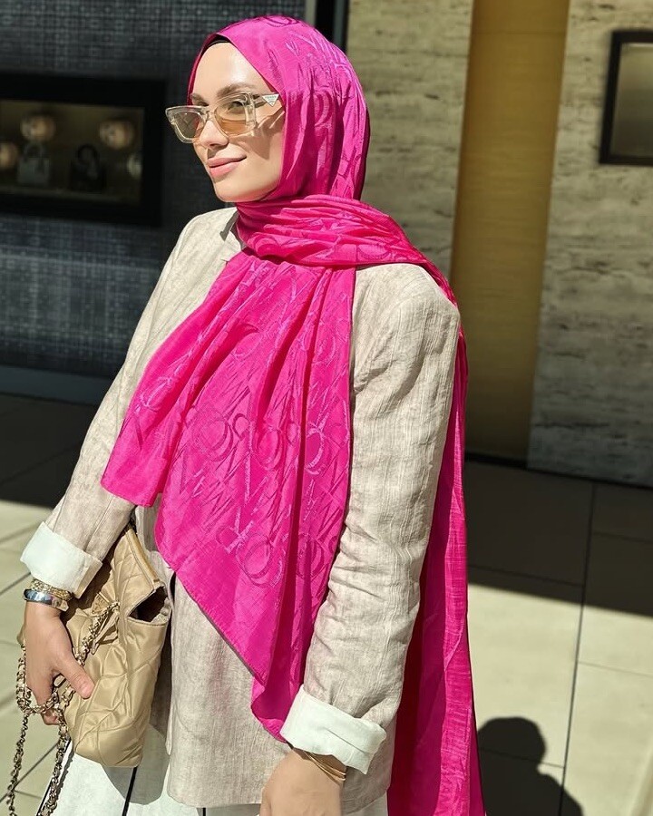 Monogram İmza Fuşya Shiny Jakar Şal 70x200 - Imannoor