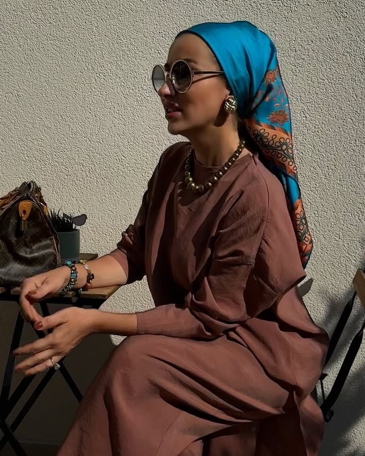 Şakayık Turkuaz Tivil İpek Eşarp 90x90 - Imannoor