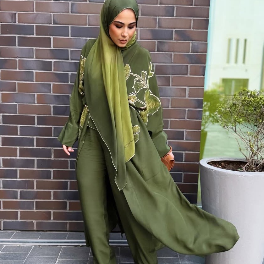 İmannoor x Rawdah Mekke Gülü Yeşil Krep İpek Kimono - Imannoor