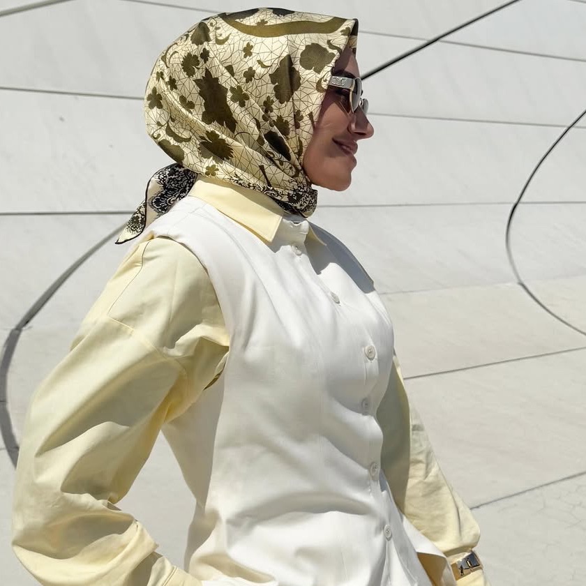 Gül Dantel Krem-Sarı Çift Taraflı Tivil İpek Eşarp 90x90 - Imannoor