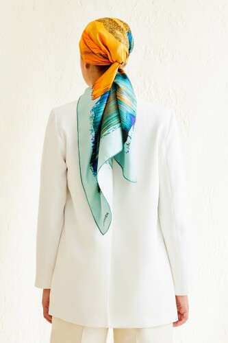 About the Horizon Twill Silk Scarf Green 