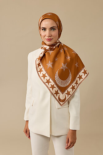 Ayla Yıldız Bej Tivil İpek Eşarp 90x90 - Imannoor (3)
