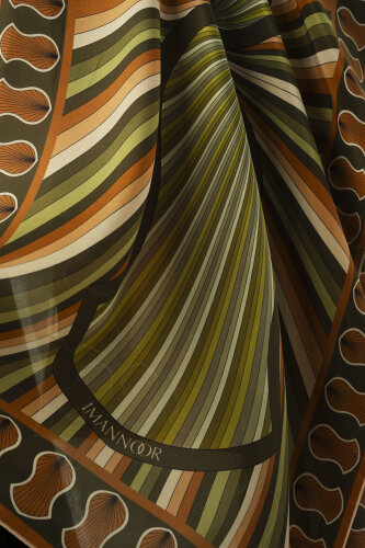 Beloved's Footprint Green Crepe Silk Scarf - 2