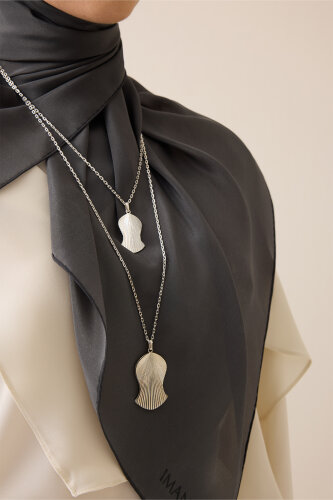 Beloved's Footprint Large Silver Necklace - 4