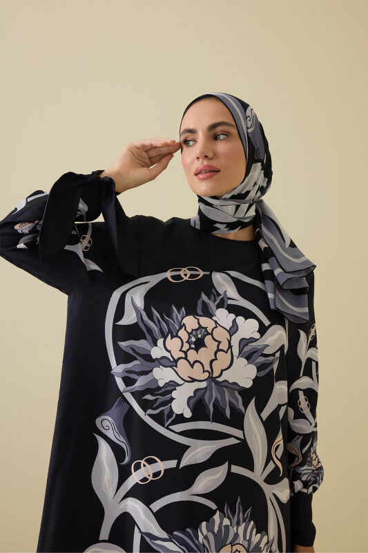 Black-Gray Silk Twill Dress with Flower Path Cuff Detail - 7