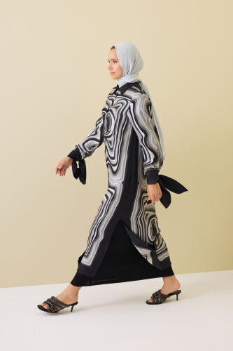 Black Silk Shirt Dress in the Waves - 7