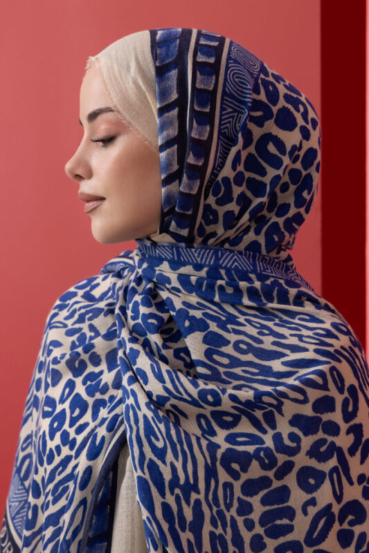 Border Leopard Saxe Blue Wool Silk Shawl - 3