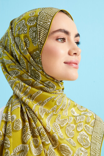 Border Leopard Silk Shawl Yellow - 3