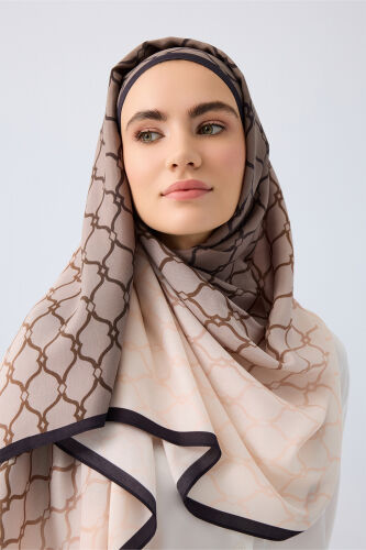 Cage Gradient Cream Flush Viscose Shawl 