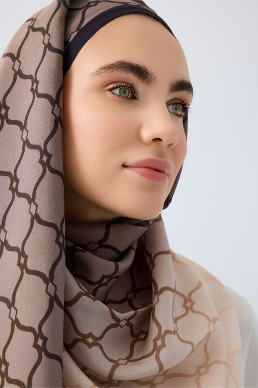 Cage Gradient Cream Flush Viscose Shawl - 8