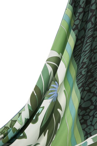 Carnation of Circus Silk Shawl Green - 3