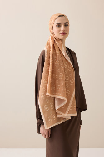 Chain Logo Camel Hair Cotton Floss Shawl 