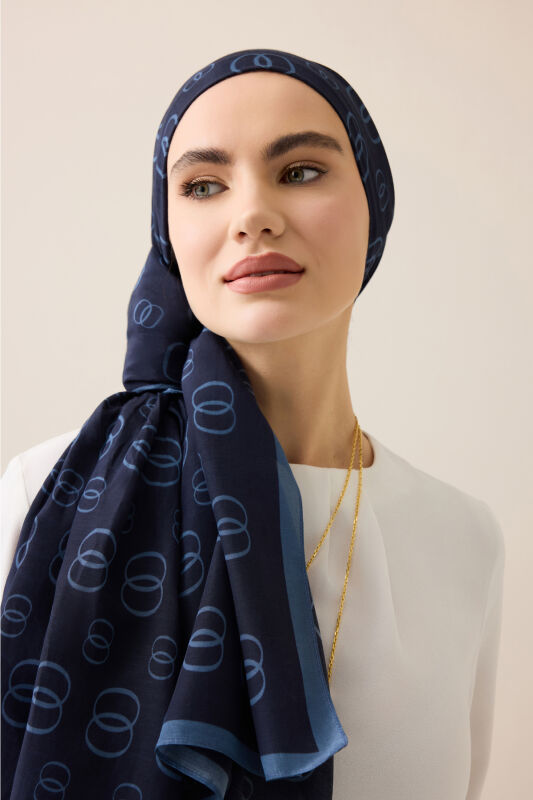 Chain Logo Navy Blue Cotton Floss Shawl - 3