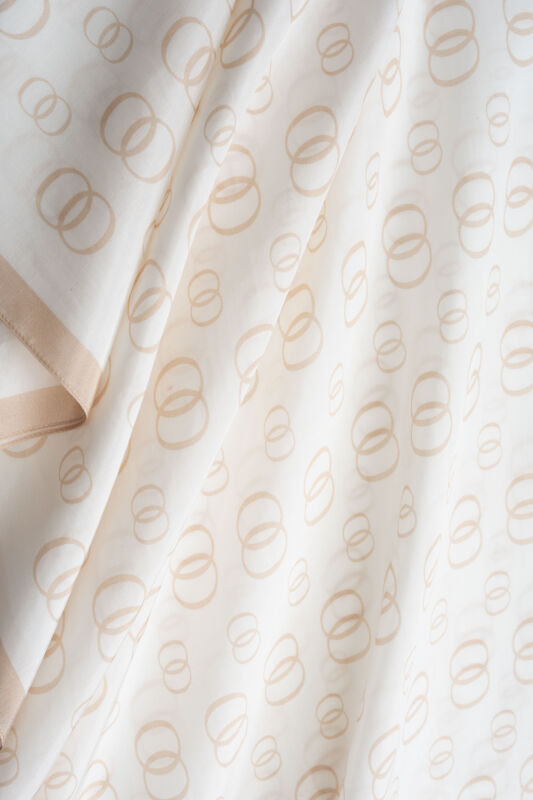 Chain Logo White Cotton Floss Shawl - 2