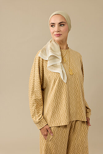 Chain Monogram Beige Jacquard Knit Blouse - 1