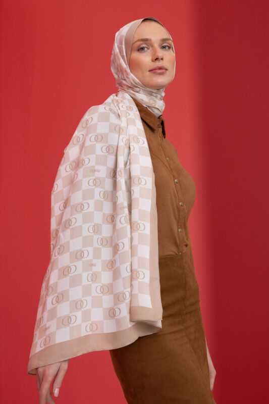 Checkers Logo Flush Viscose Shawl Cream - 4