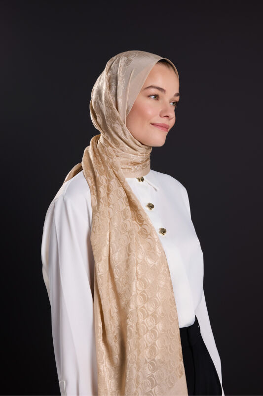 Dama Logo Bej Shiny Jakar Şal 70x190 - 1