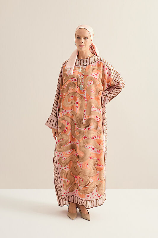Dere Yolu Somon Krep İpek Kaftan - 5