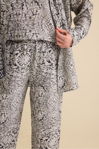 Door Pattern Black-White Cotton Silk Trousers - Imannoor (3)