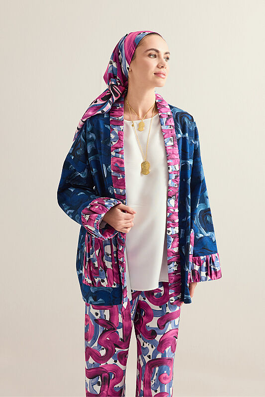 Düz Beyaz Tivil İpek Kolsuz Bluz - 5