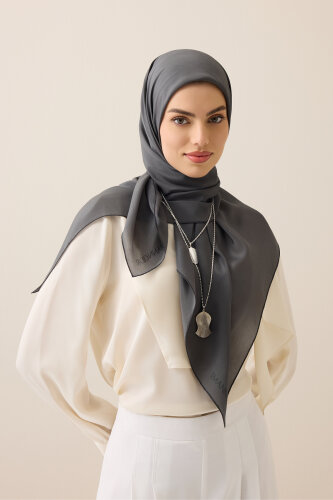 Düz Renk Antrasit Krep İpek Eşarp 110x110 - Imannoor