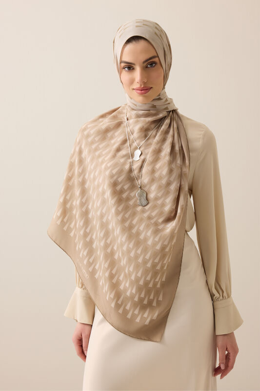 Faith I Gradient Beige Silk Scarf - 3