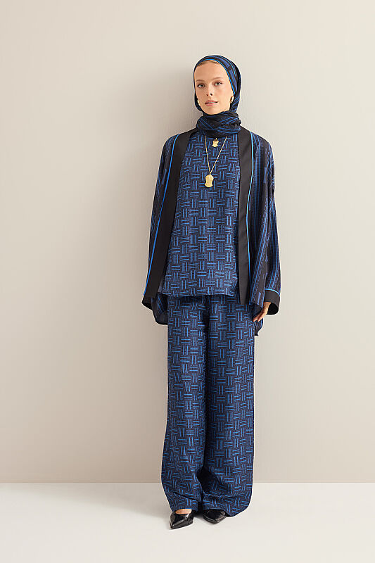 Faith Path Navy Blue Twill Silk Short Kimono - 3