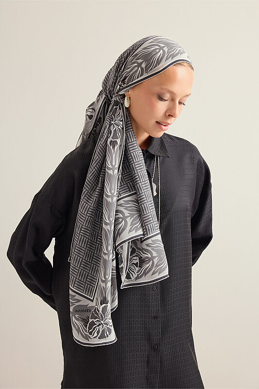 Floral Bordered Textured Faith Square Grey Crepe Silk Scarf - 3