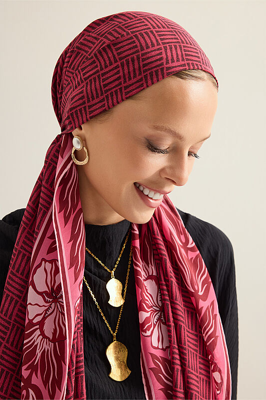 Floral Bordered Textured Faith Square Red Crepe Silk Scarf - 5