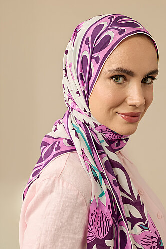 Garp Çiçeği Pembe Krep İpek Kaftan Şalı 70x210 - Imannoor (3)