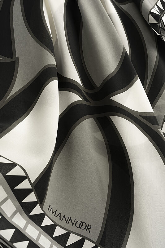 Giant Bambunoor Black Crepe Silk Scarf - 2