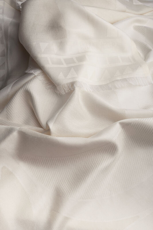 Giant Bambunoor Bone Jacquard Silk Shawl - 4