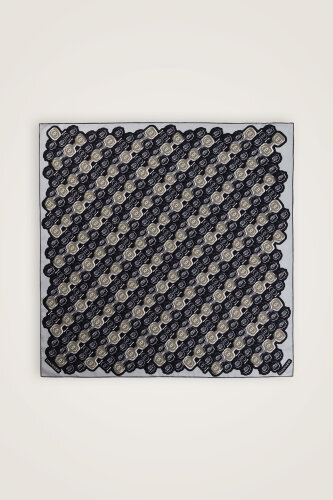 Girdap Siyah-Gri Tivil İpek Eşarp 95x95 - Imannoor (1)