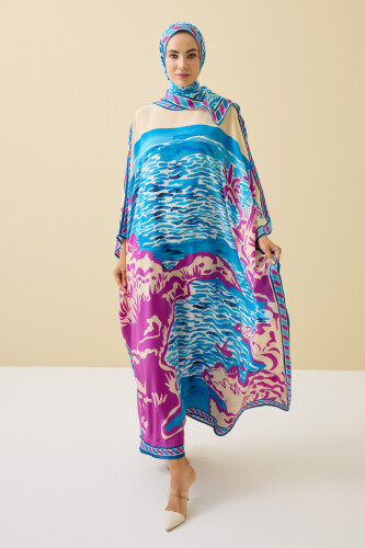 Göl Kenarı Mavi İpek Kaftan 