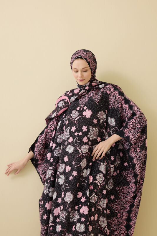 Gül Dantel Siyah Krep İpek Kaftan - 3