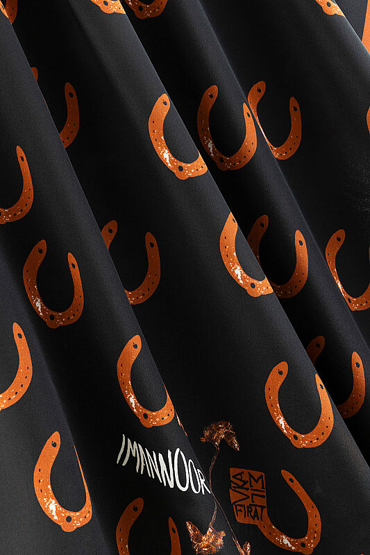 Gulsari Black-Copper Crepe Silk Scarf - 2