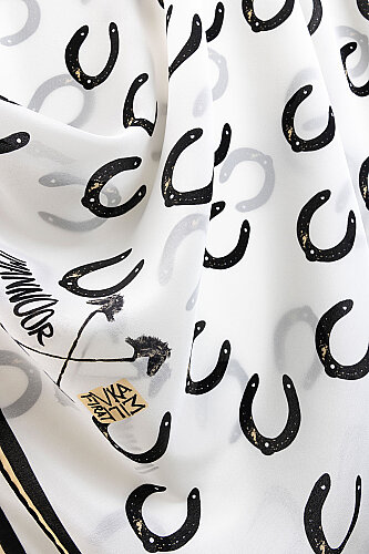 Gulsari White Crepe Silk Scarf - 3