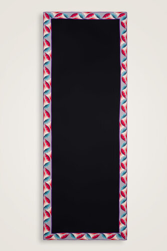 Gülün İsmi Leyla Siyah/Kırmızı Krep İpek Şal 70x200 - Imannoor (2)