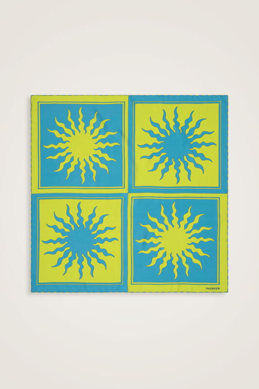 Güneş Kare Yeşil Tivil İpek Eşarp 90x90 - 1