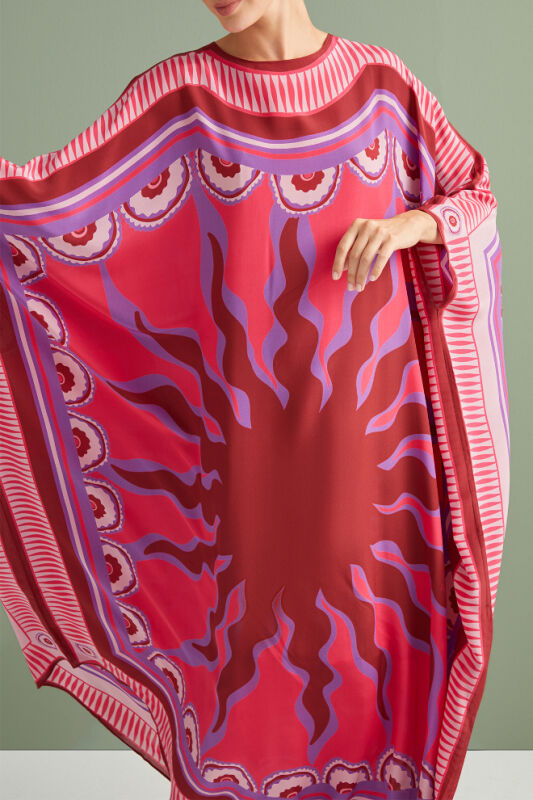 Güneş Noor Pembe İpek Kaftan - 1