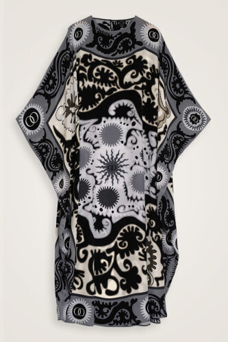 Hayat Black Silk Kaftan - 2