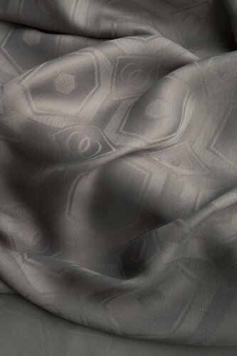 Hexagon Baklava Anthracite Ramy Jacquard Shawl - Imannoor (4)