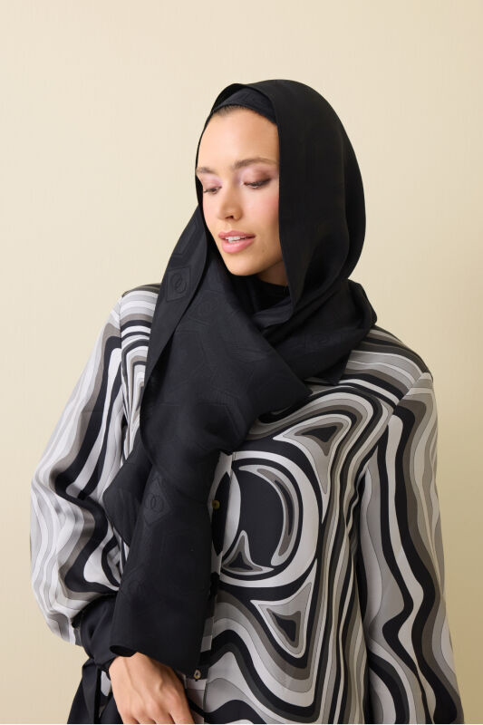 Hexagon Baklava Black Ramy Jacquard Shawl - 1