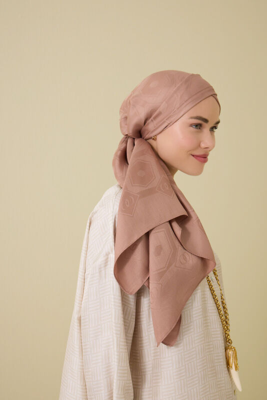 Hexagon Baklava Dusty Rose Ramy Jacquard Shawl - 5