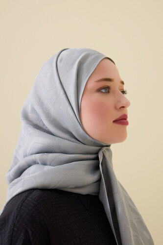 Hexagon Baklava Emerald Green Ramy Jacquard Shawl - 3