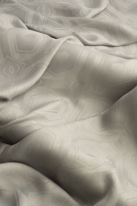 Hexagon Baklava Emerald Green Ramy Jacquard Shawl - 4