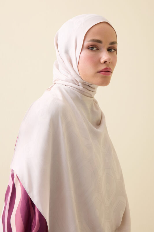 Hexagon Baklava Powder Ramy Jacquard Shawl - 1