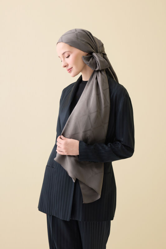 Iman I Baklava Anthracite Ramy Jacquard Shawl - 1